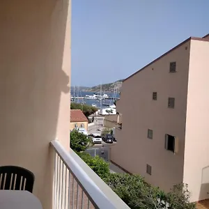 https://flat-cala-gavetta.in-sardinia.net
